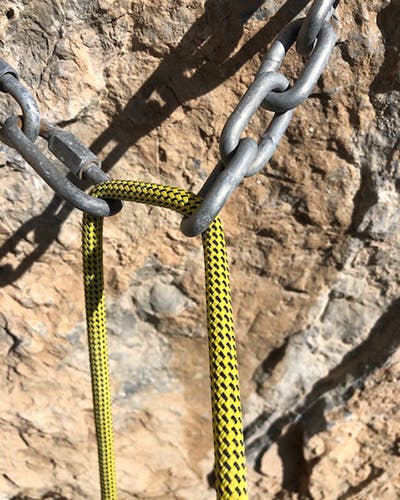 rope threaded through a not ideal anchor