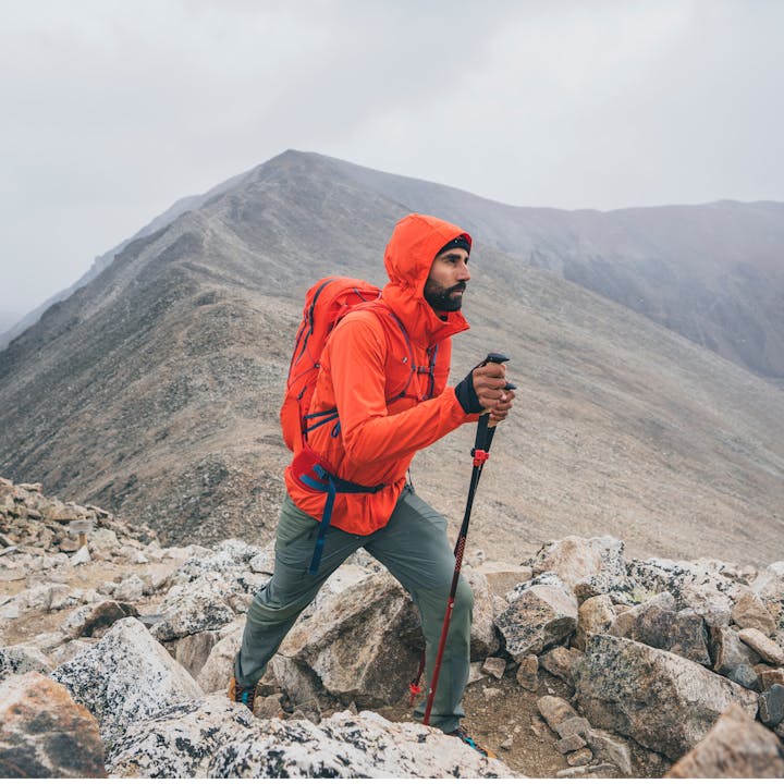 A lone hiker uses Black Diamond Pursuit Trekking poles. 