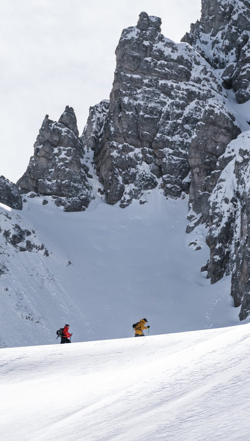 People skitouring in the Alps