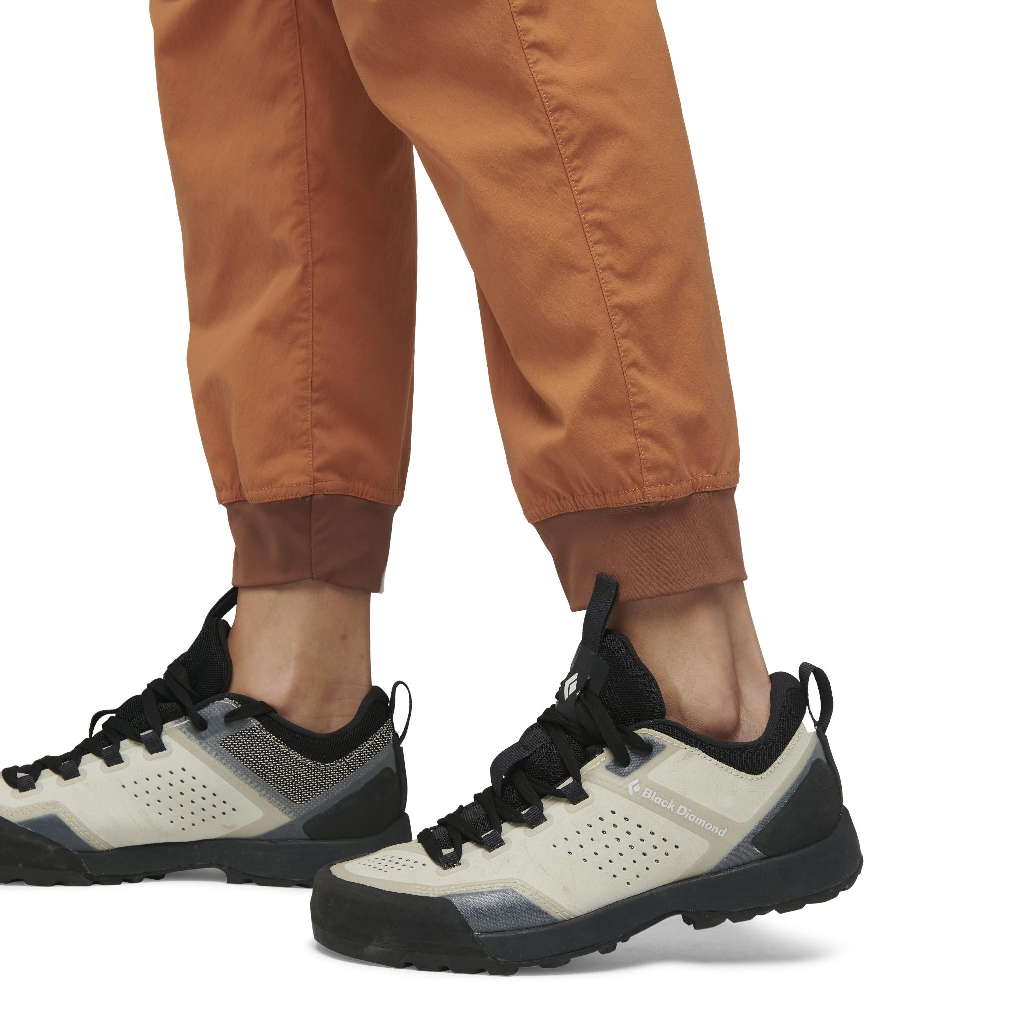 A studio image of the Technician Jogger highlighting the elastic ankle cuff.