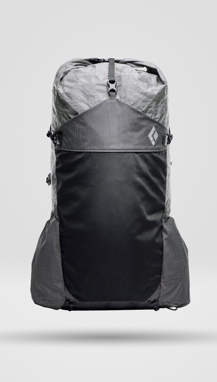Beta Light Series. A detailed image of the Betalight 45 backpack and a field image next to it. 