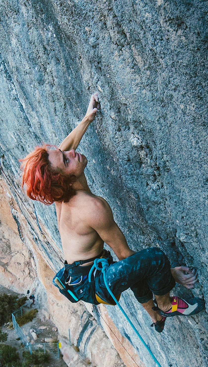 Sean Bailey climbing