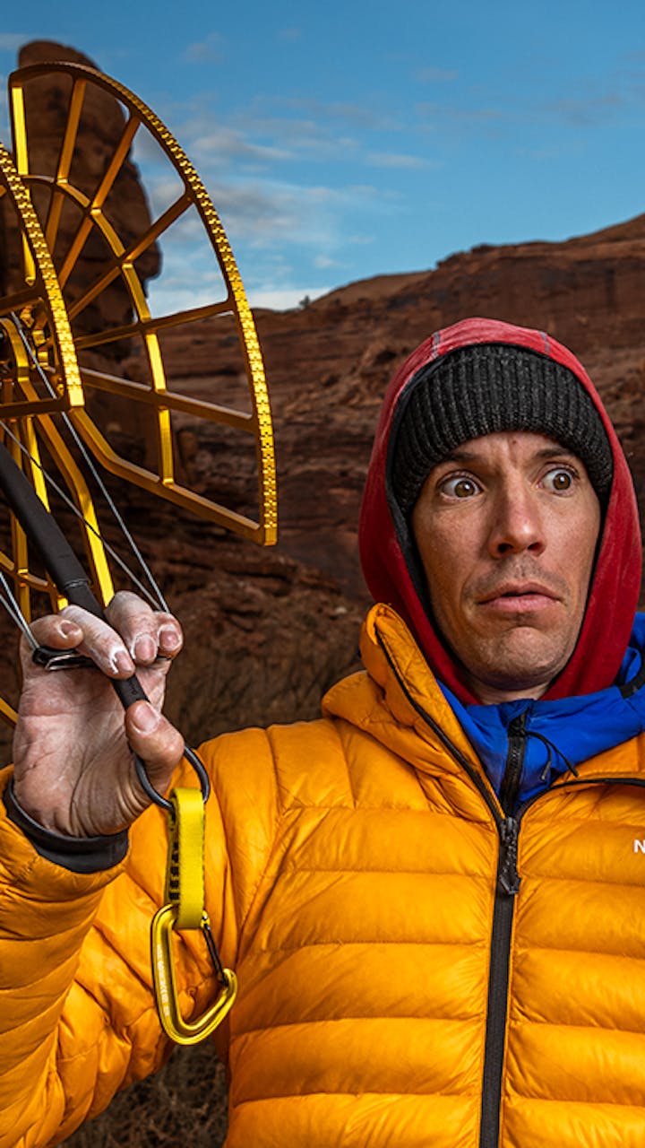 Alex Honnold handles two monster cams